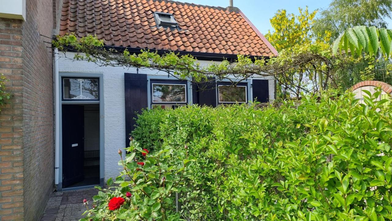 'T Bakuusje Hotel Kamperland Bagian luar foto