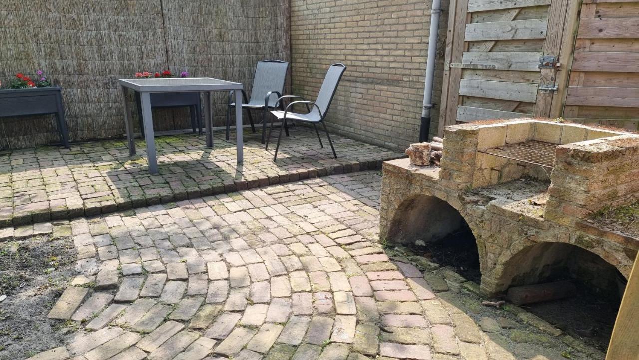 'T Bakuusje Hotel Kamperland Bagian luar foto